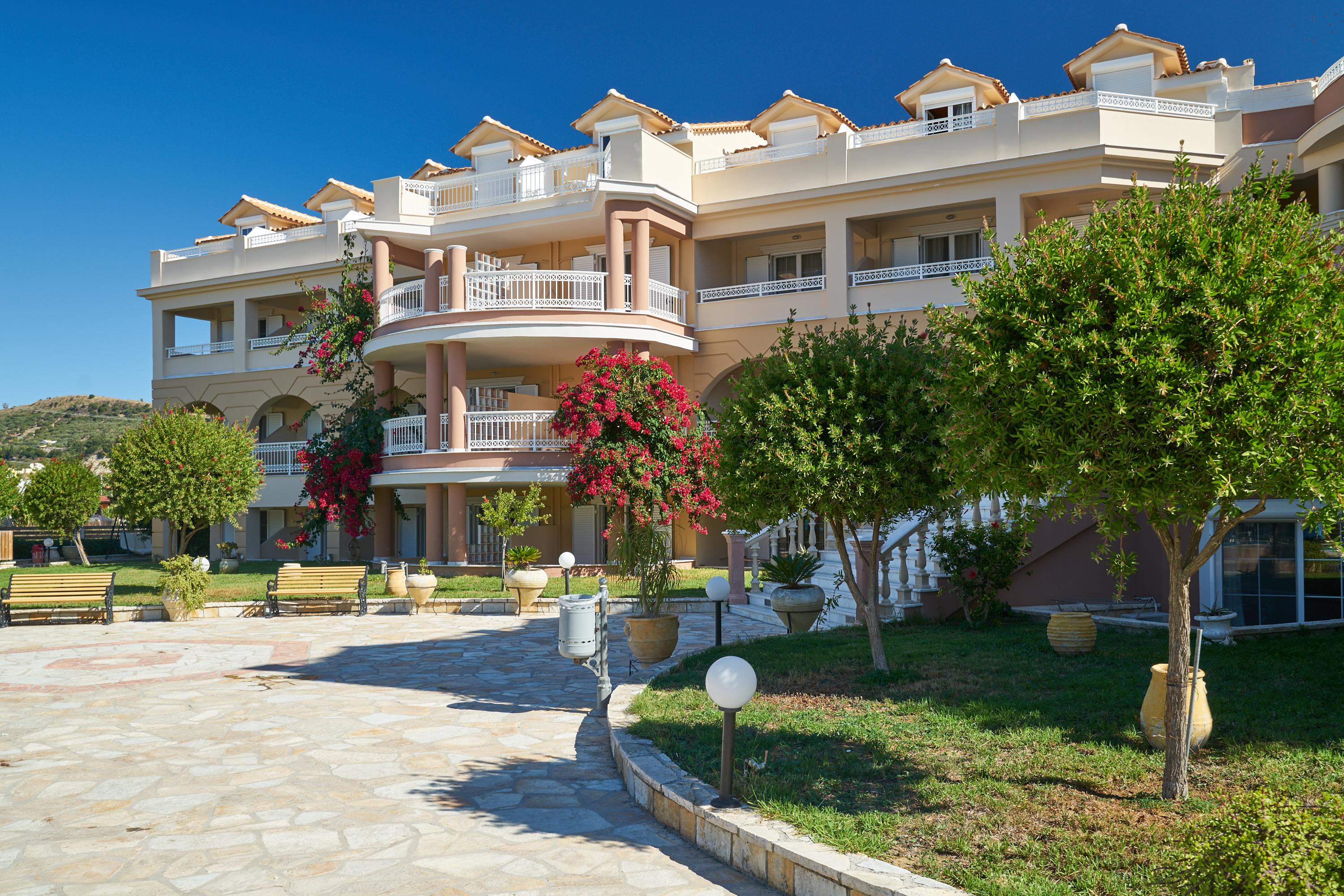 Ionion Blue Hotel Zante กาลามากี ภายนอก รูปภาพ